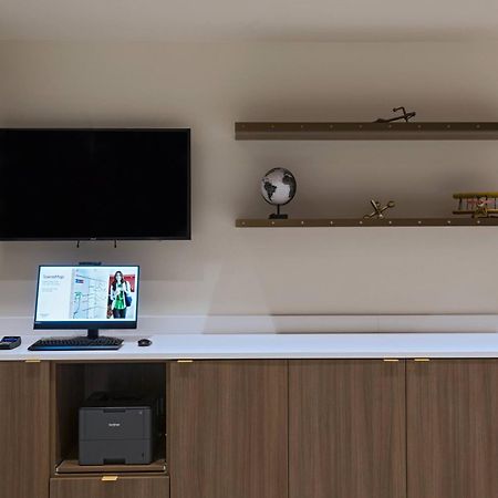 Towneplace Suites By Marriott San Diego Airport/Liberty Station Экстерьер фото