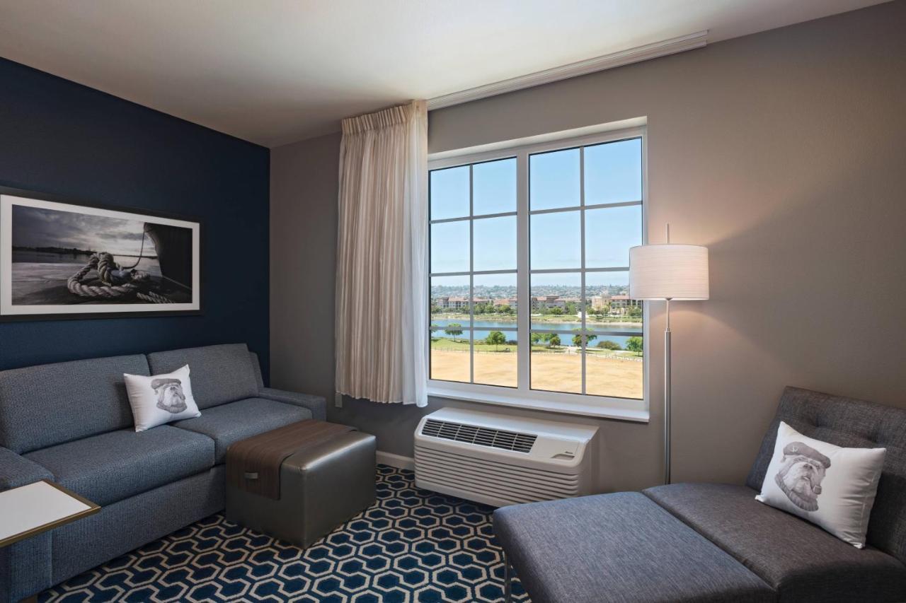 Towneplace Suites By Marriott San Diego Airport/Liberty Station Экстерьер фото