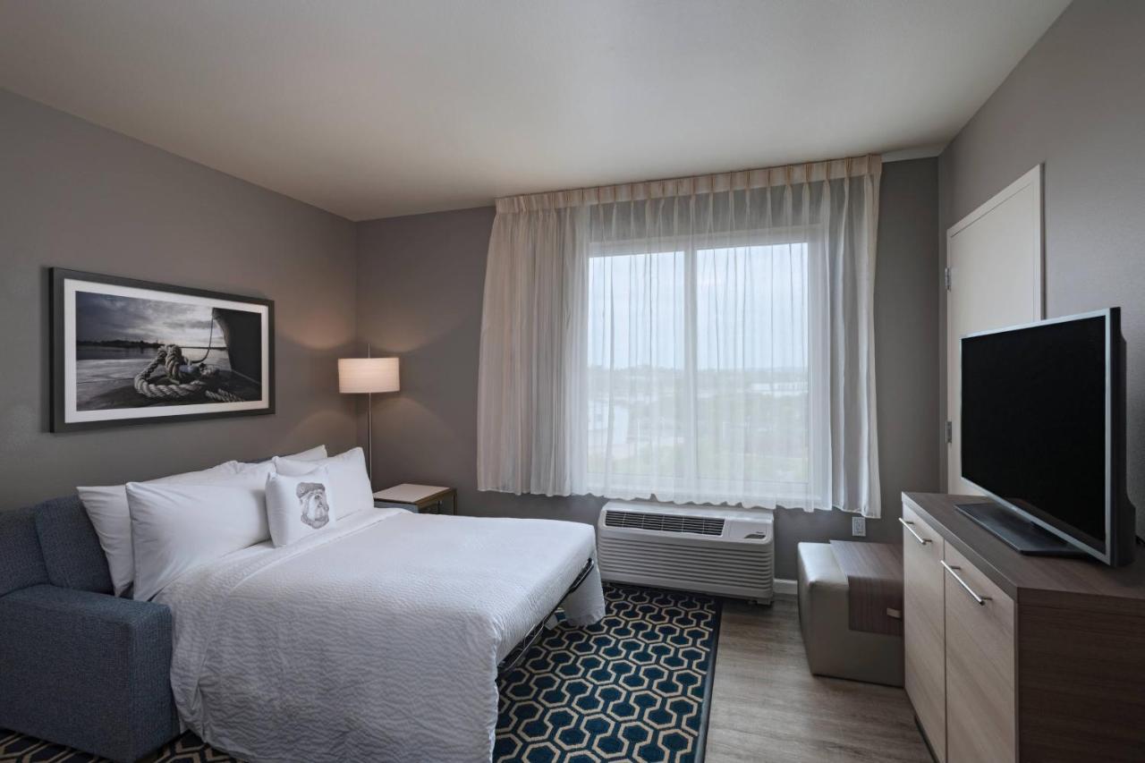 Towneplace Suites By Marriott San Diego Airport/Liberty Station Экстерьер фото