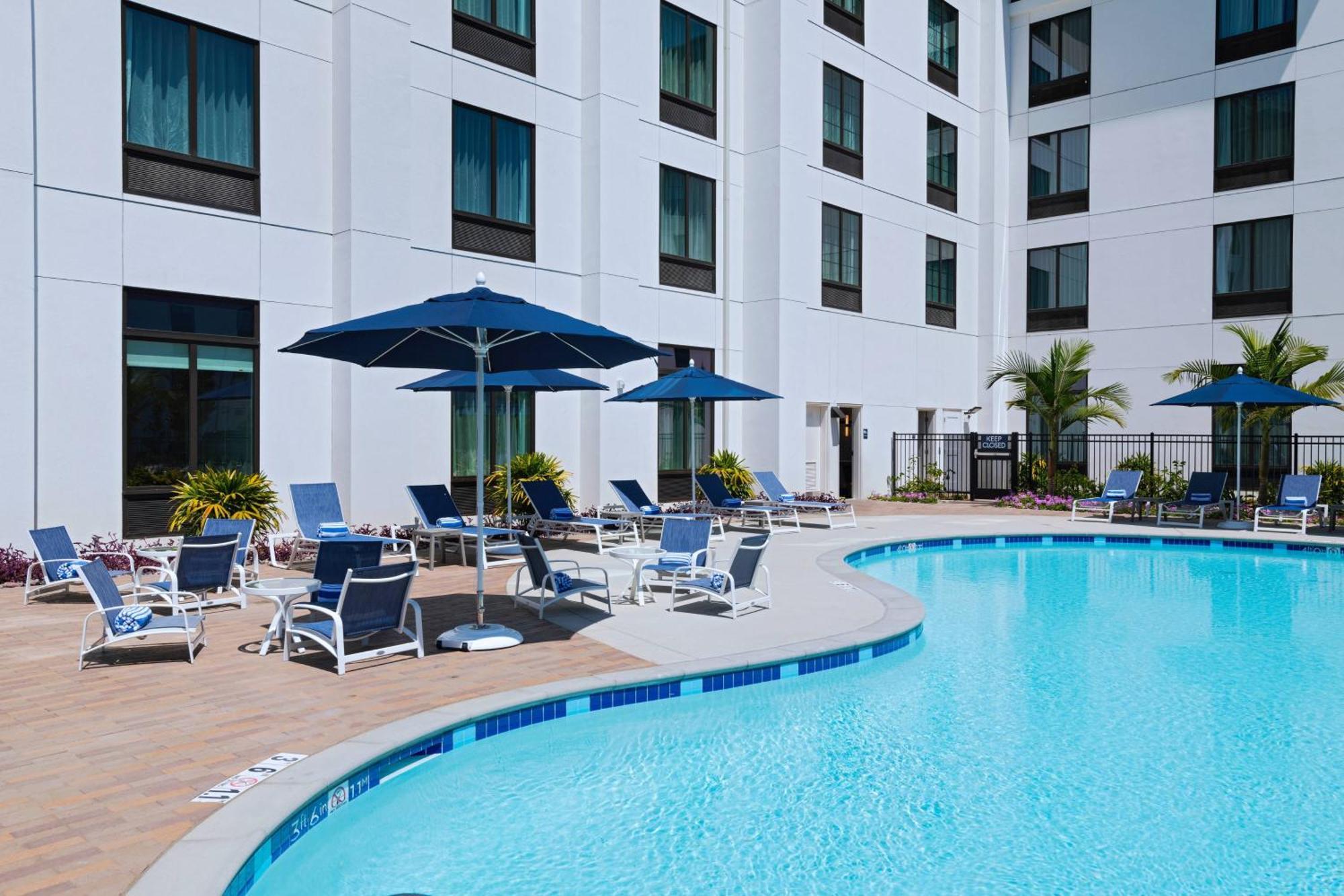 Towneplace Suites By Marriott San Diego Airport/Liberty Station Экстерьер фото