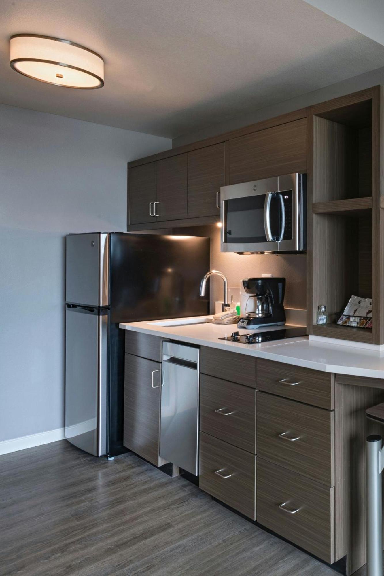 Towneplace Suites By Marriott San Diego Airport/Liberty Station Экстерьер фото